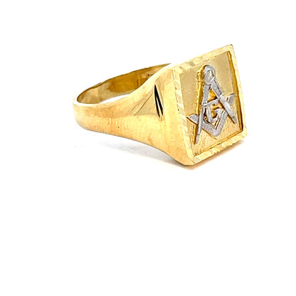Elegant Masonic Gold Ring